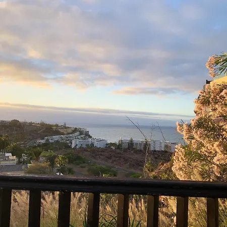 Apartmán One Bedroom With Sea View Private Pool And Furnished Garden At San Bartolome De Tirajana 1 Km Away From The Beach